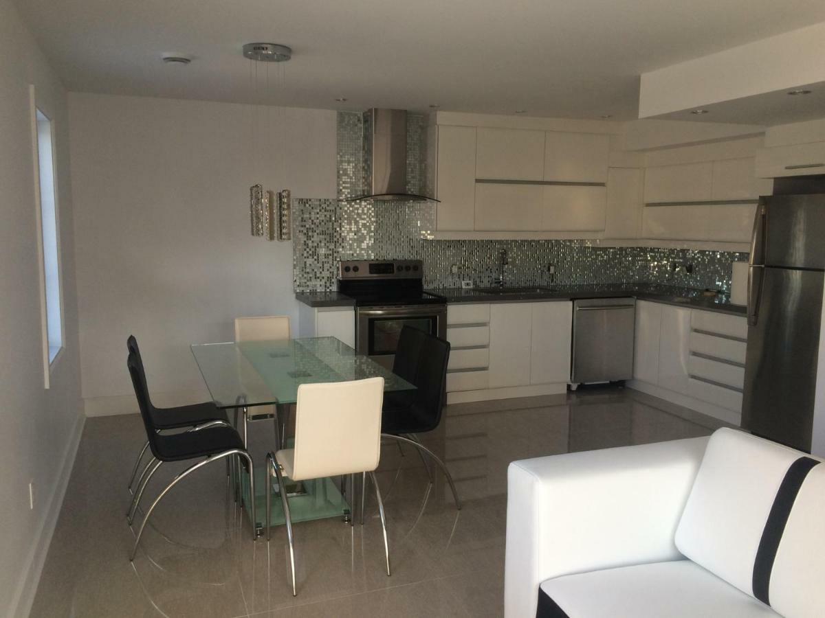 Luxury Two Story Villa Unit A Laval Zewnętrze zdjęcie